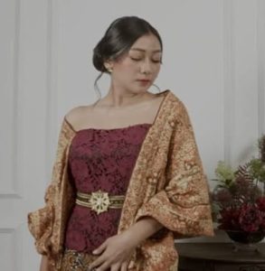 Kebaya Batik Modern dengan Sentuhan Kontemporer. Dok(Istimewa)
