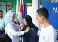 Bupati Serang Ratu Zakiyah saat melepas Kukerta Mahasiswa STIA Assalamiyah Jawilan. Dok. (Kominfo)