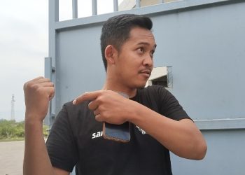 Petugas Security PT PMT. Dok (Nurlan)