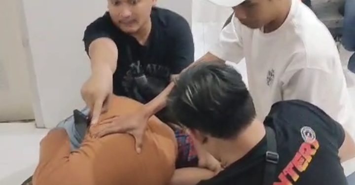 Anggota Reskrim Polsek Cikande berhasil Menangkap Pelaku Curanmor di sebuah kontrakan di Cijeruk Kibin. Dok. (tangkapan layar)