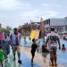 Pengunjung dari berbagai daerah memadati wahana Binuang Waterpark. Dok (Nurlan)