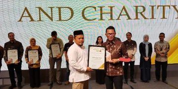 Anggota DPRD Kabupaten Serang dari Fraksi Partai Gerindra Ahmad Muhibbin Diganjar Penghargaan Ekbispar Award 2026. Dok. (Nurlan)