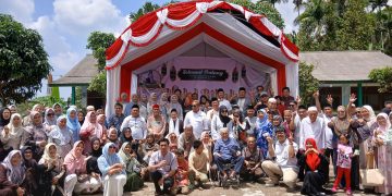 Foto Bersama Keturunan Keluarga TB. Abdul Hasan. Dok. (Nurlan)