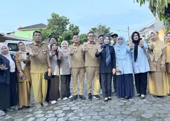 Bupati Serang Ratu Rachamatuzakiyah dan Dinas DKBPPPA kunjungi korban pelecehan di warung kurung. Dok. (Ist)