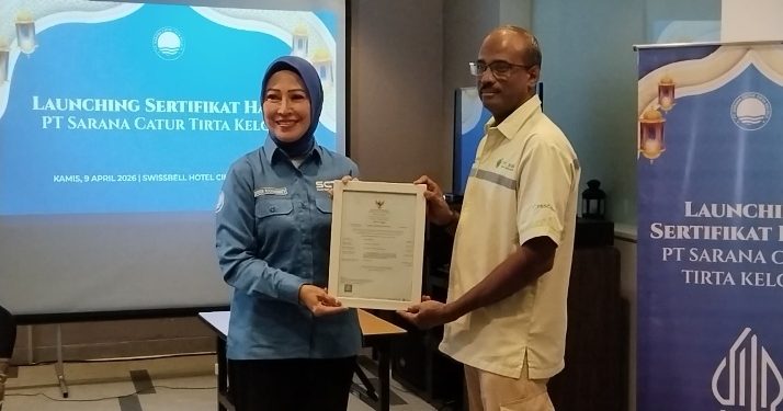 Direktur Komersial dan External Relations PT SCTK, Deden Rochmawaty saat Launching Sertifikasi Halal. Dok. (Nurlan)