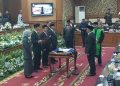 Prosesi pelantikan PAW anggota DPRD Kabupaten Serang Ahmad Yamin yang menggantikan Alm. H. Sahari. Dok. (Nurlan)
