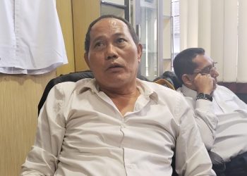 Ketua Komisi 2 DPRD Kabupaten Serang, Abdul Basit saat di wawancara diruang kerjanya. Dok. (Nurlan)