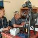 Petugas UPT Kecamatan saat Melayani Pelayanan secara hybrid Online dokumen Adminduk selama libur dan cuti bersama.Dok. (Istimewa)