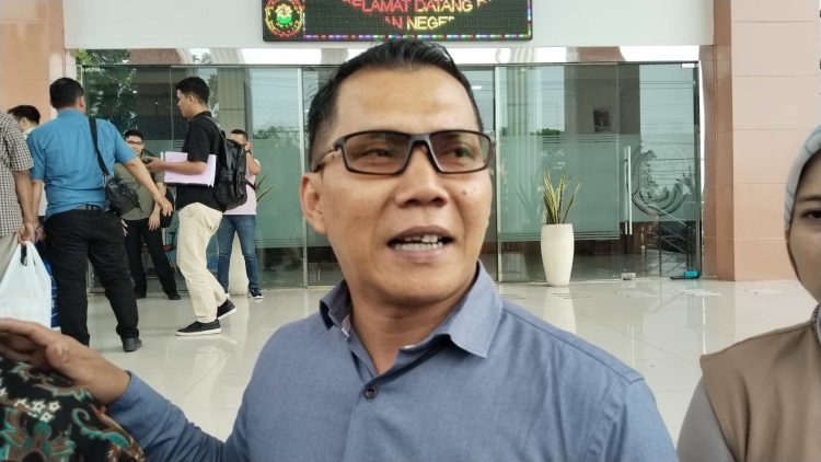 Kuasa Hukum Ahli Waris Hadromi Albunari S.H LLM. Dok (Nurlan)