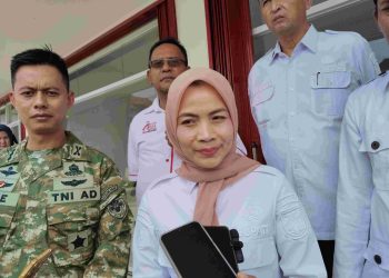 Bupati Serang Ratu Rachmatuzakiyah saat diwawancarai usai mengikuti peresmian operasional KDMP seluruh Indonesia oleh Presiden RI Prabowo Subianto secara Online. Dok. (Nurlan)