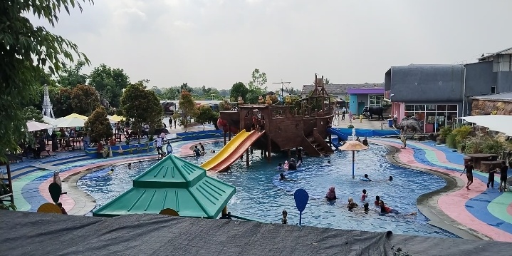 Kondisi penurunan pengunjung di Wisata Binuang Waterpark. Dok. (Nurlan)