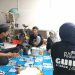 Tim PLN Peduli bersama Kelompok Petani Kopi Citaman Lawangtaji berdiskusi mengenai pengembangan K-TRACK. Dok. (Ist)