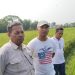 Camat Carenang Bersama BPP dan Desa serta kelompok tani memitigasi dampak kemarau di persawahan. Dok. (Nurlan)