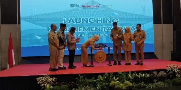 Bupati Serang Ratu Rachmatuzakiyah meresmikan launching manajemen talenta. Dok. (Nurlan)