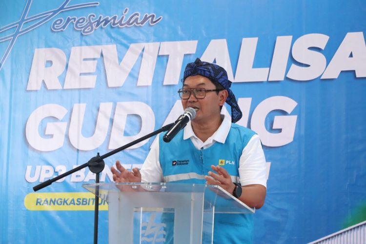 General Manager PLN UID Banten Tonny Bellamy saat menyampaikan revitalisasi dan pembenahan Gudang PLN UP3 Banten Selatan. Dok. (Ist)