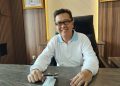 Kepala Dinkes Kabupaten Serang Efrizal saat ditemui diruang kerjanya. Dok. (Nurlan)