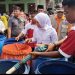 Bupati Serang Ratu Rachmatuzakiyah saat meninjau penyaluran air bersih di Desa Ragas Kec. Carenang. Dok. (Nurlan)