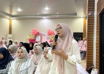 Antusiasme mahasiswi dan dosen Sekolah Tinggi Ilmu Ekonomi (STIE) Bima, Kota Bima, Nusa Tenggara Barat. Dok. (Ist)