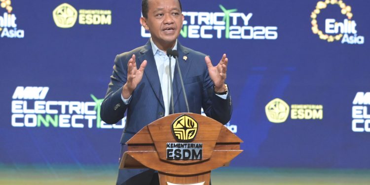Menteri Energi dan Sumber Daya Mineral (ESDM), Bahlil Lahadalia, dalam sambutannya pada pembukaan agenda Electricity Connect 2026 di ICE BSD City, Selasa (22/9).