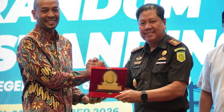 Penandatanganan MoU PLN UP3 Banten Selatan dengan Kejaksaan Negeri Lebak dan Pandeglang. Dok (ist)