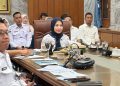 Bupati Serang saat mengikuti Zoom Meting program Bang Andra. Dok. (Ist)