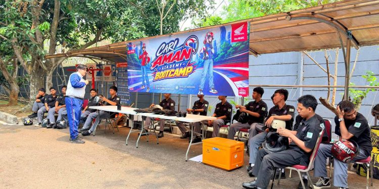 Cari Aman Academy Bootcamp 2026 yang digelar Honda Banten pada Senin (28/9/2026). Dok. (Ist)