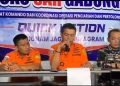 Kepala Basarnas Banten, Al Amrad menggelar konferensi pers terkait perkembangan lima jurnalis dan awak kapal speedboat yang hilang kontak. Dok. (Ist)