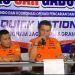 Kepala Basarnas Banten, Al Amrad menggelar konferensi pers terkait perkembangan lima jurnalis dan awak kapal speedboat yang hilang kontak. Dok. (Ist)