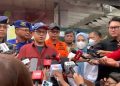 Wakil Menteri Komunikasi dan Digital Nezar Patria memantau pencarian 5 jurnalis dan 3 awak kapal yang hilang kontak di Selat Sunda. Dok. (Ist)