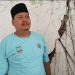 Kepala Desa Mandaya, Samudi saat di wawancarai wartawan di kantornya. Dok (Nurlan)