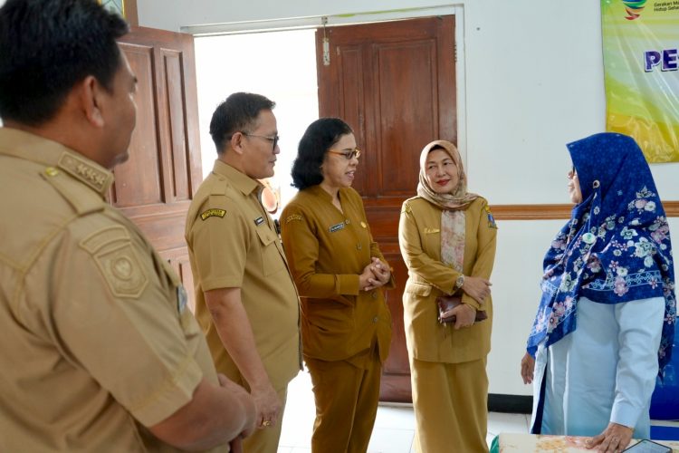 Satgas PPA kunjungi korban pelecehan seksual di Desa Cakung Kecamatan Binuang Kabupaten Serang. Dok. (Ist)