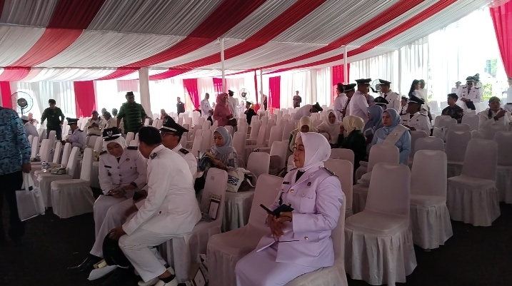 Terpantau Sejumlah Kursi Kepala Desa kosong saat sambutan Bupati Serang. Dok (Nurlan)